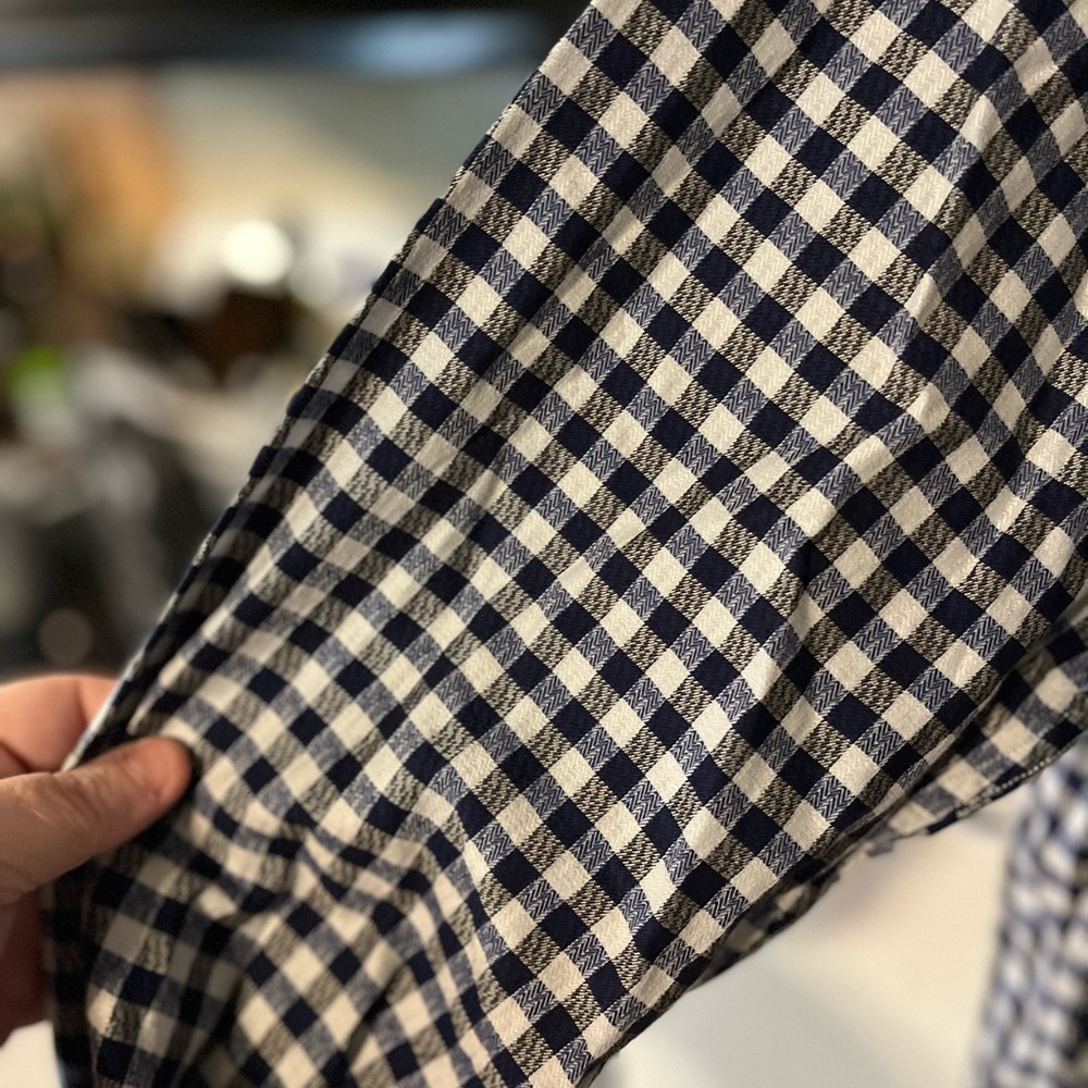 Robert Graham Blue and White Checkered Casual Button Down‎ Shirt - Picture 5 of 8